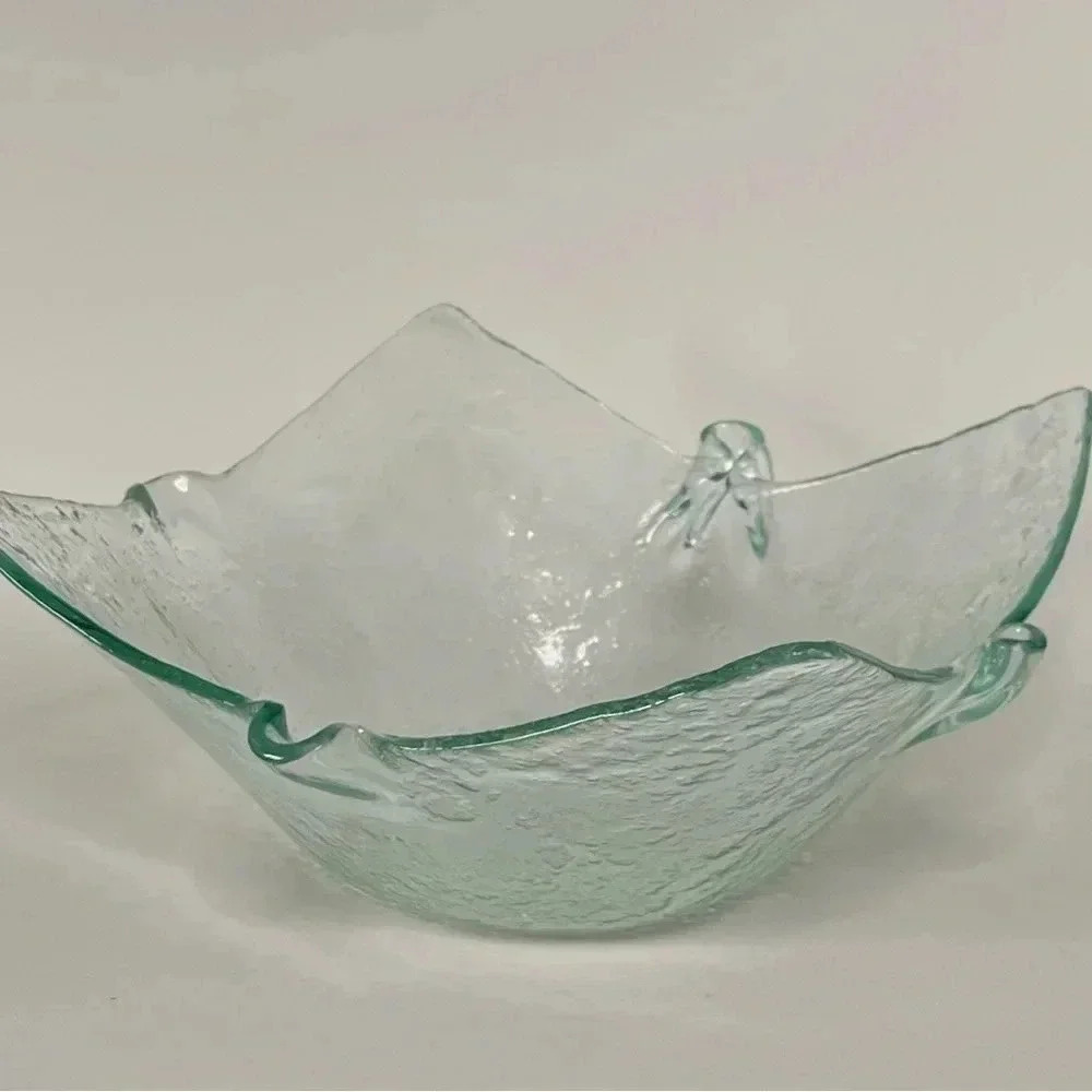 Vintage EJ Mackay Art Glass Design Inc. Display Fruit Bowl 11” Canada